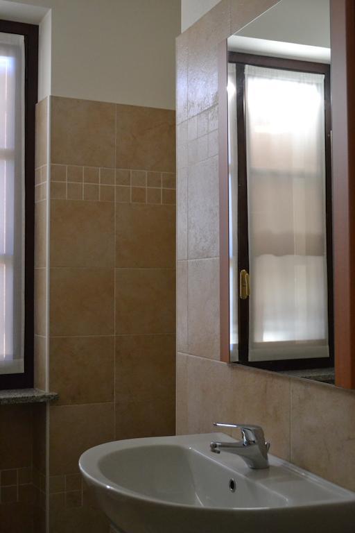 La Locanda Di Valbella Asti Habitación foto